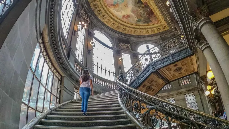 Mexico City Historic Buildings Walking Tour Guide